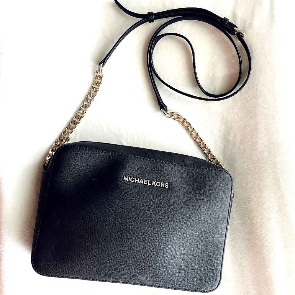 Michael Kors Jet Set Item Large East West Cross-body Black